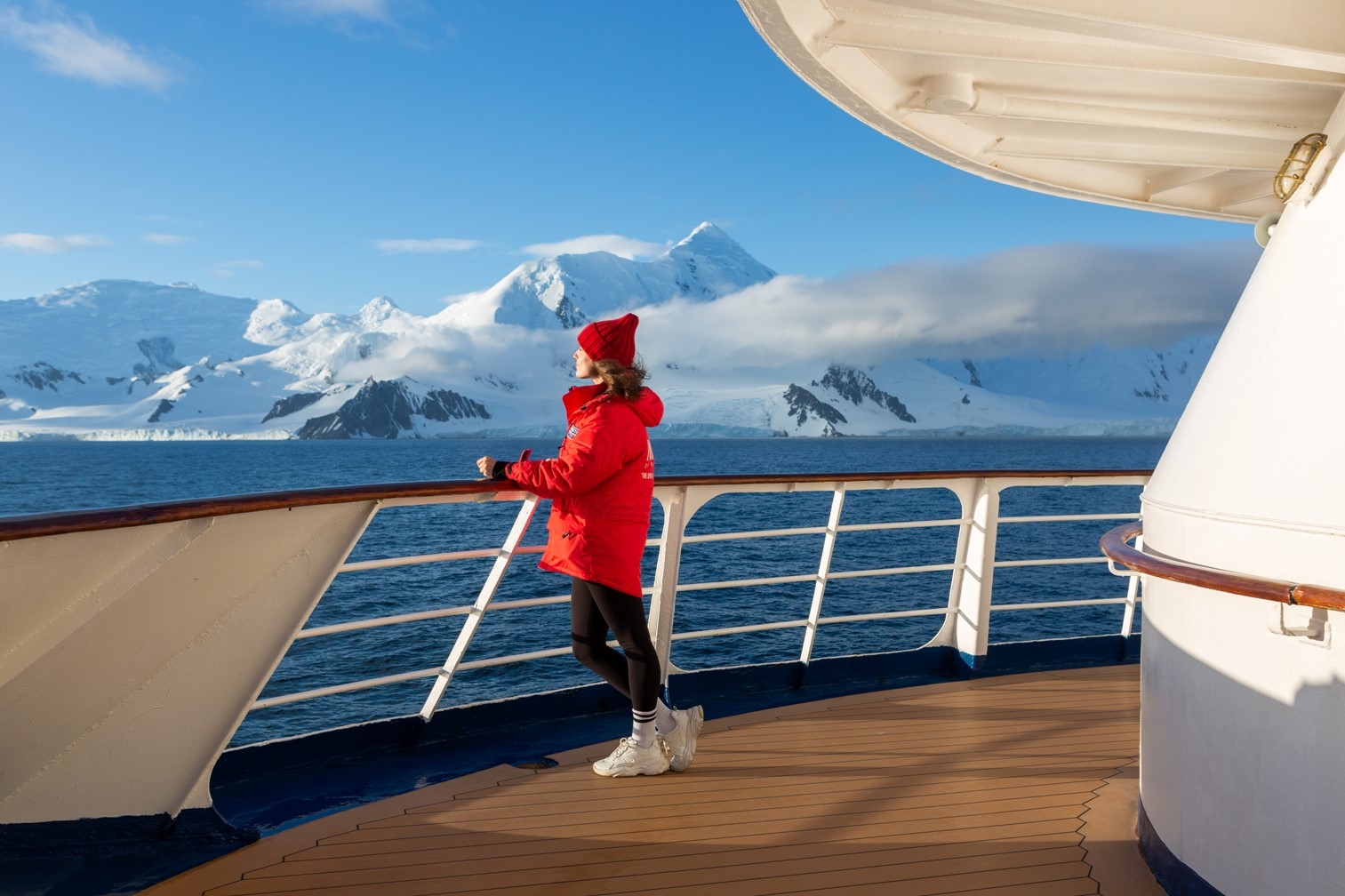 Экспедиционный круиз: в царстве белого медведя