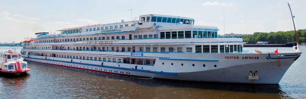 Круиз из Казани в Москву, теплоход "Сергей Дягилев"