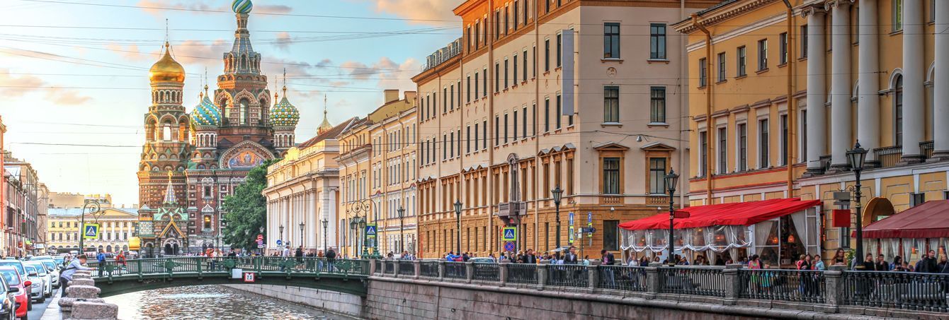 "Императорский круиз" из Москвы в Санкт-Петербург, теплоход "Волга Дрим" 5*