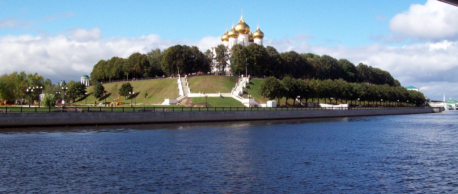 Круиз из Москвы в Ярославль и обратно - 7 дней теплоход "Сергей Дягилев"