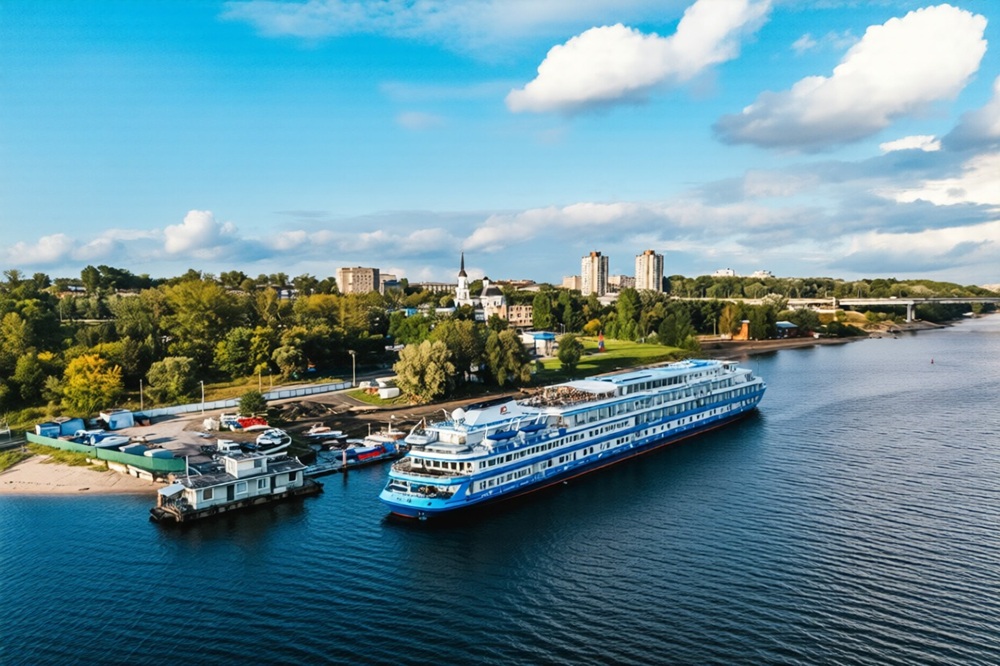 Круиз "Петрозаводск - Кижи - Вытегра - Череповец - Коприно - Мышкин - Москва", теплоход "Россия"