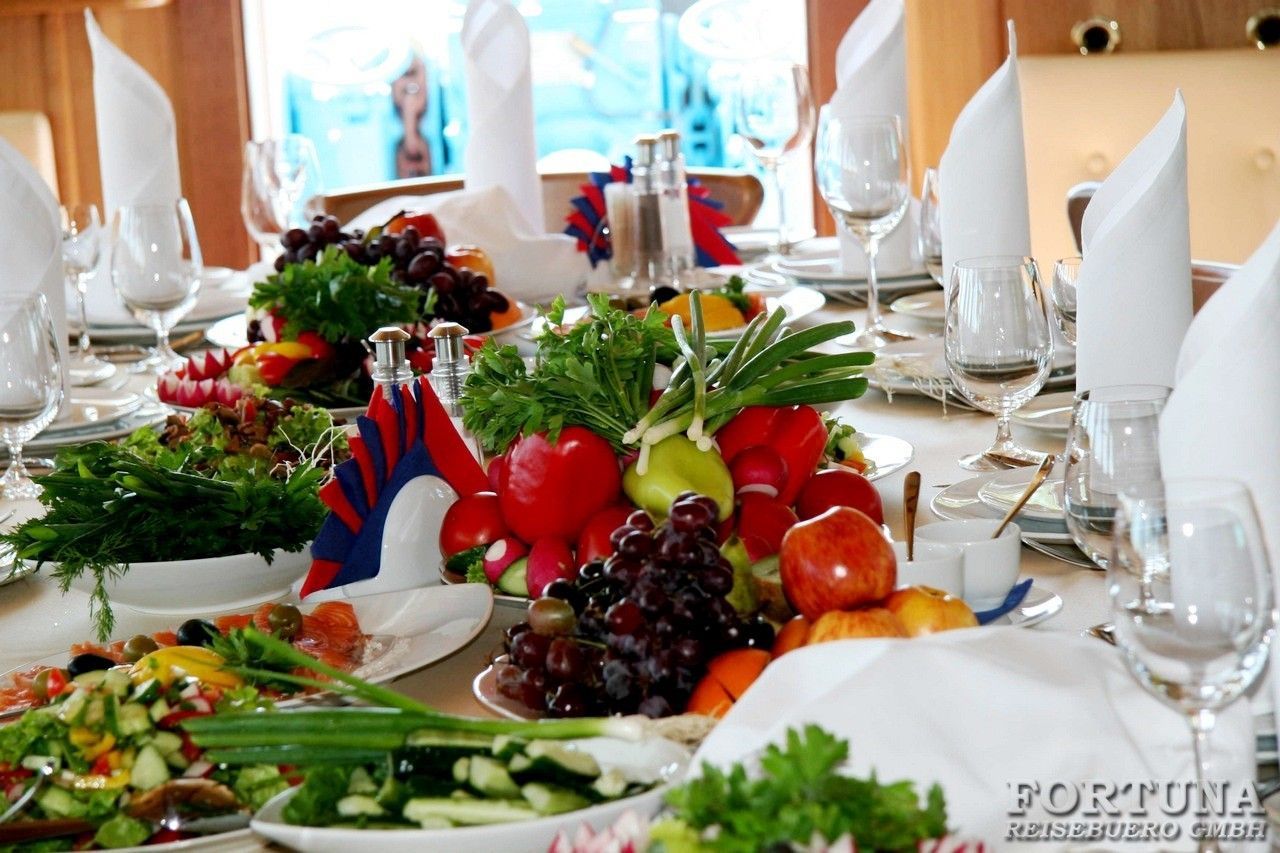 ТХ Куприян, ресторан. Круиз по Енисею ||1