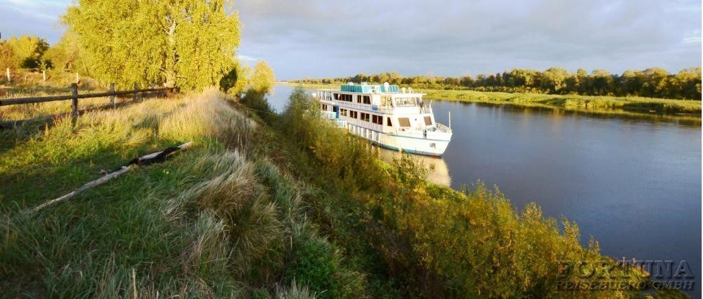 Круиз "Очарованье Полесья - 2" теплоход "Белая Русь"