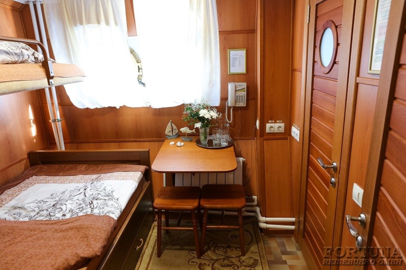 ТХ Куприян, каюты КОМФОРТ И КОМФОРТ II ||6