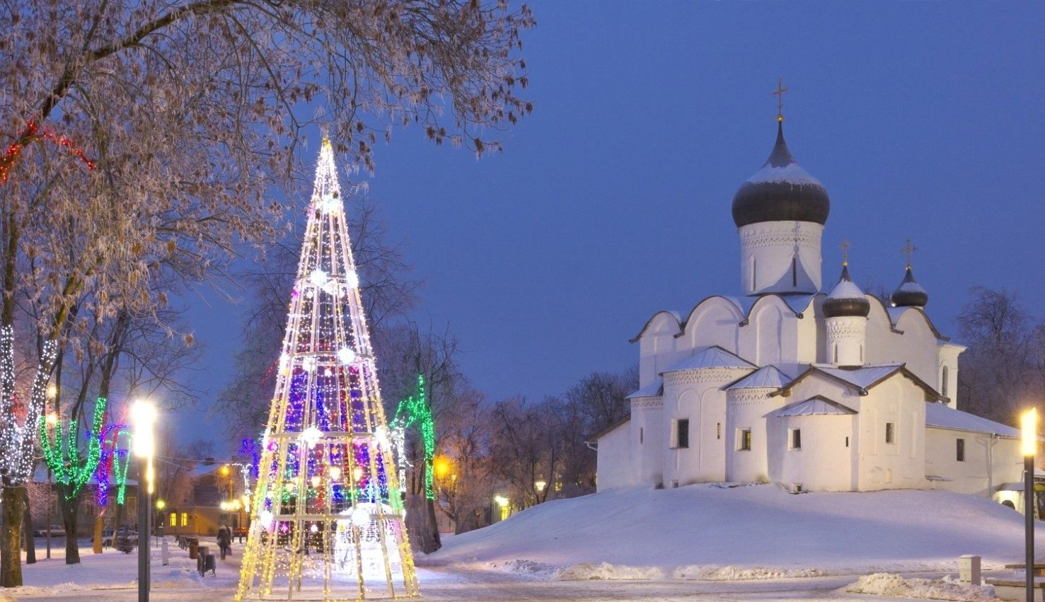 Новый Год 2027 в Пскове