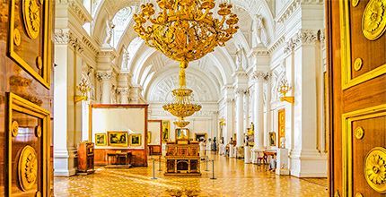Пешеходная индивидуальная экскурсия по Петербургу с посещением Эрмитажа