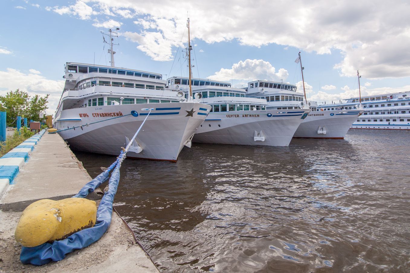 Круиз из Москвы в Казань, теплоход "Максим Литвинов"