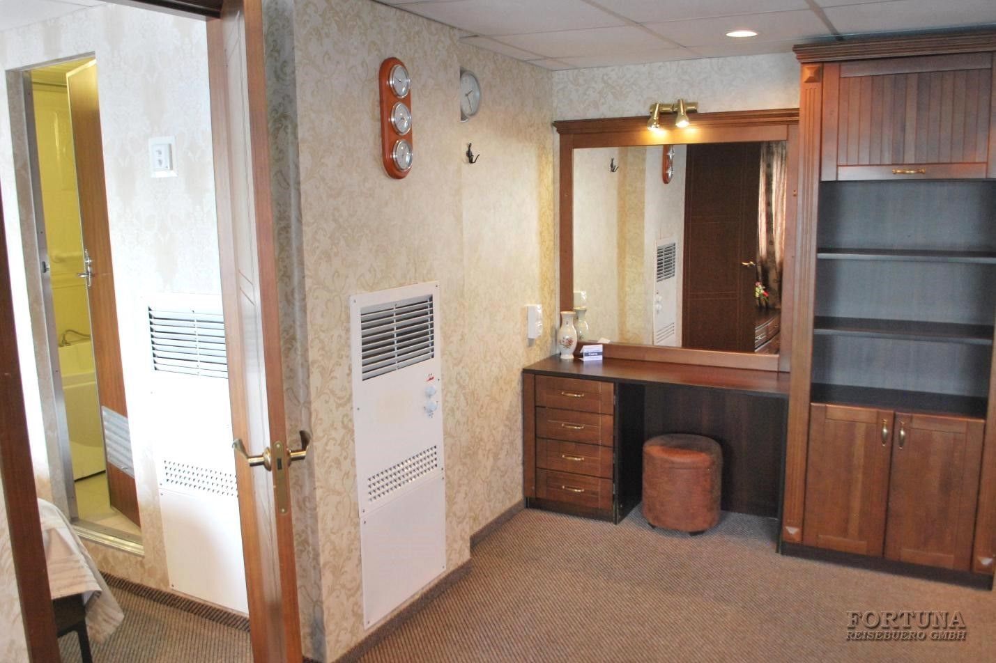 Теплоход Волга Стар. Каюты Люкс двухкомнатный 2М+ ||5