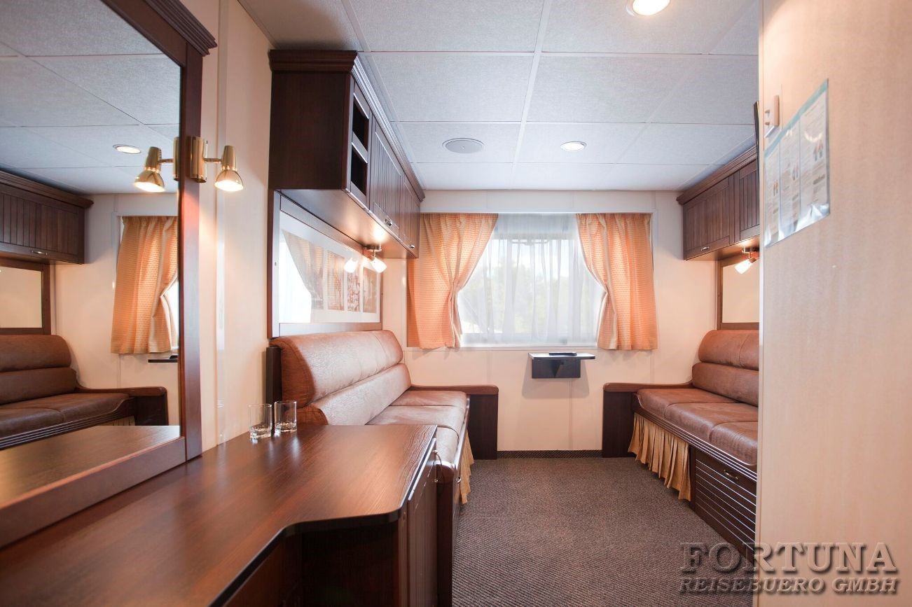 Теплоход Волга Стар 4*. Двухместная каюта Стандарт Премиум ||6