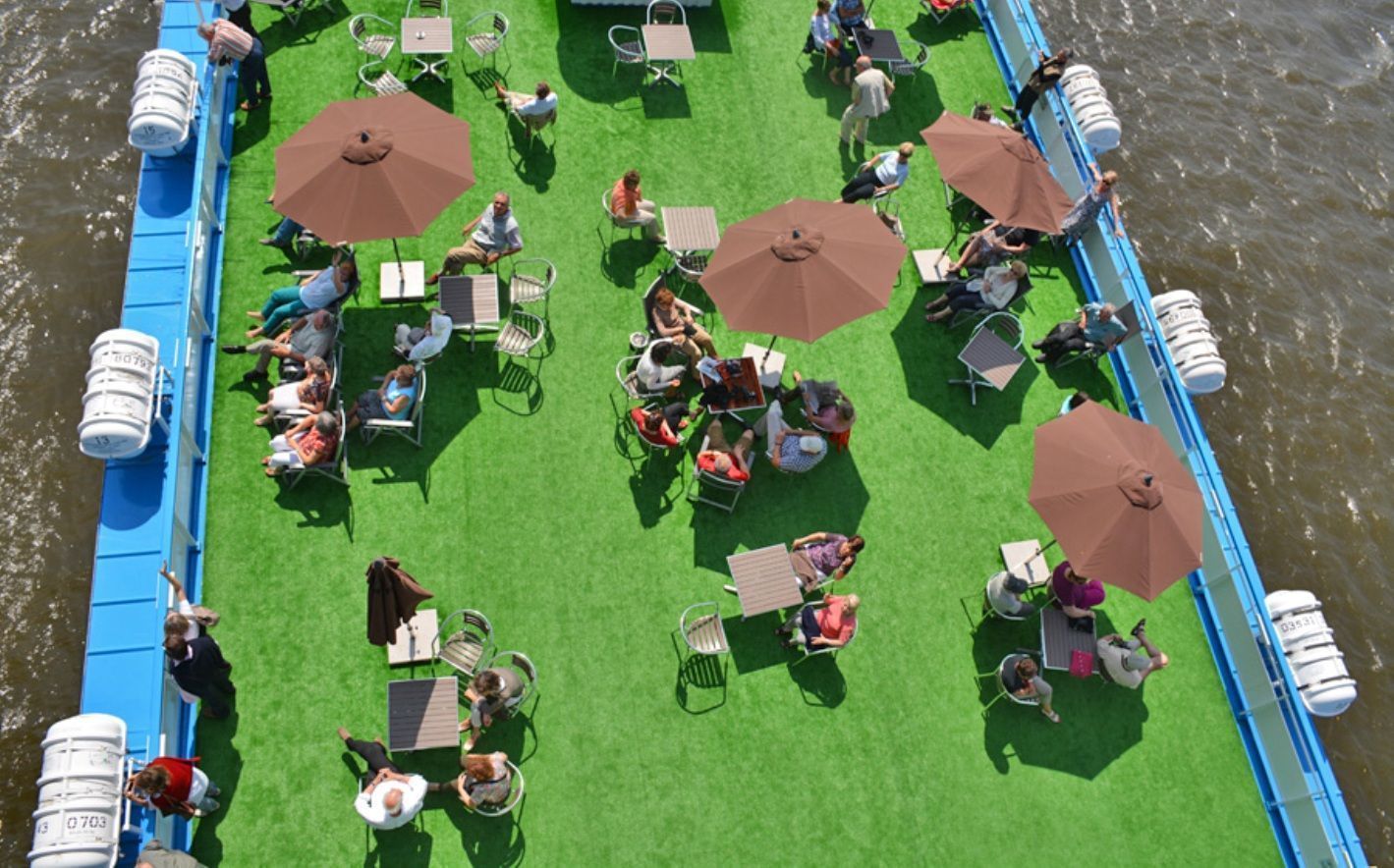 Круизы по России. ТХ М. Литвинов 4*. Солнечная палуба