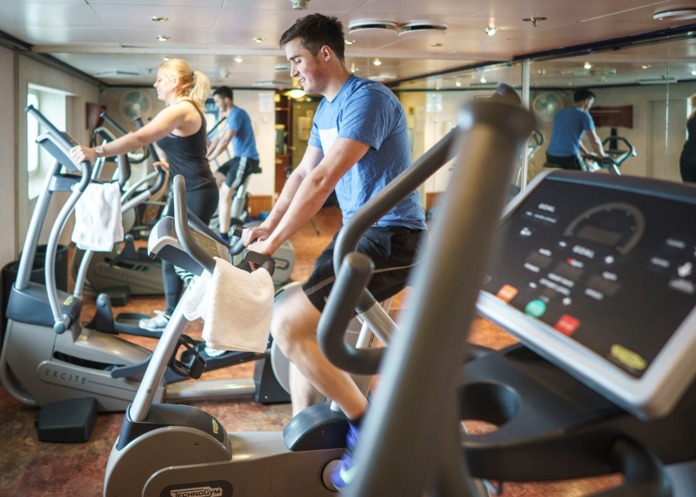 Круизы на Южный полюс. Си Спирит – судно премиум-класса. Спорт ||4