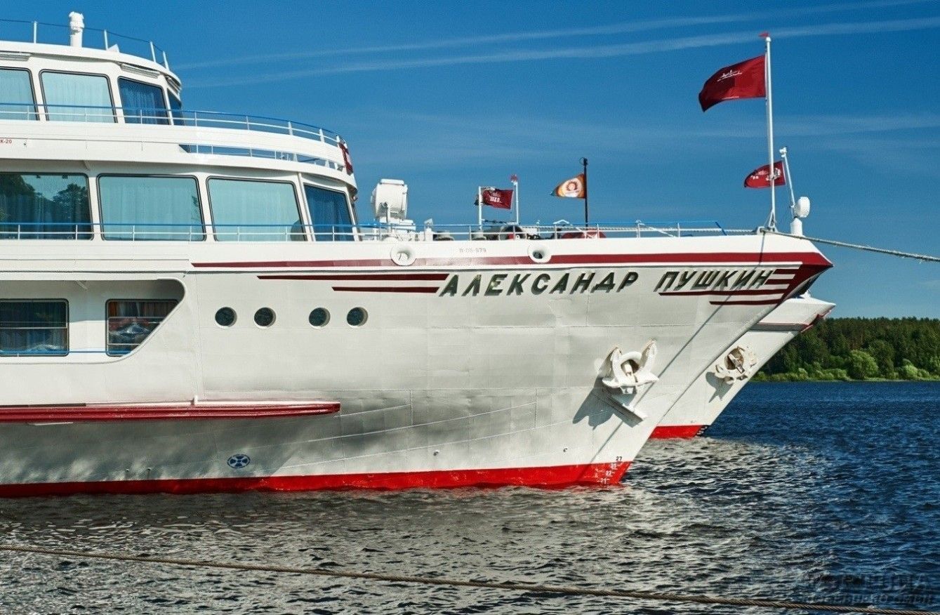 Круиз из Санкт-Петербурга "Архипелаг истории и тайн" - 13 дней, теплоход "Александр Пушкин", сезон 2