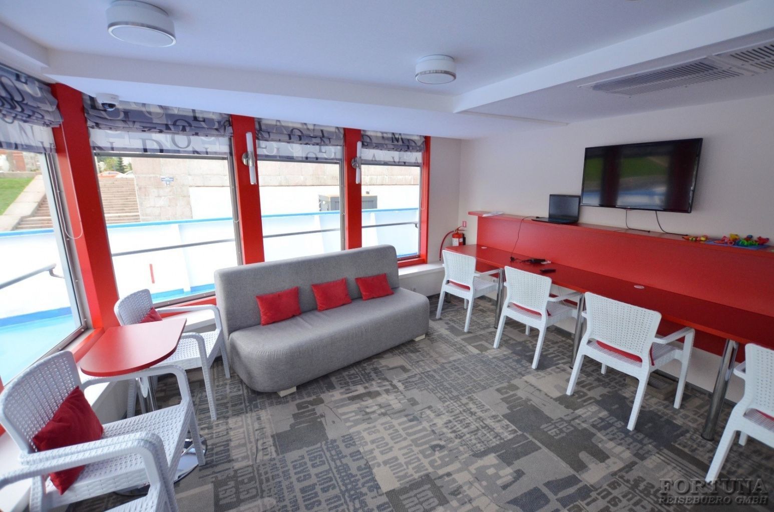 ТХ Максим Литвинов 4*. Библиотека ||3