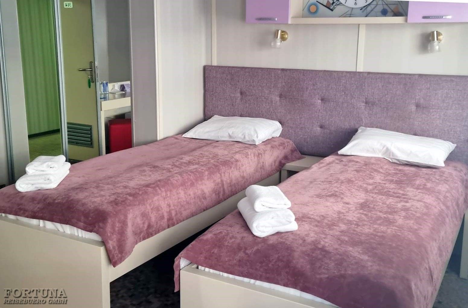 Круизы по России. ТХ М. Литвинов 4*. Каюты Люкс 2М+ ||5