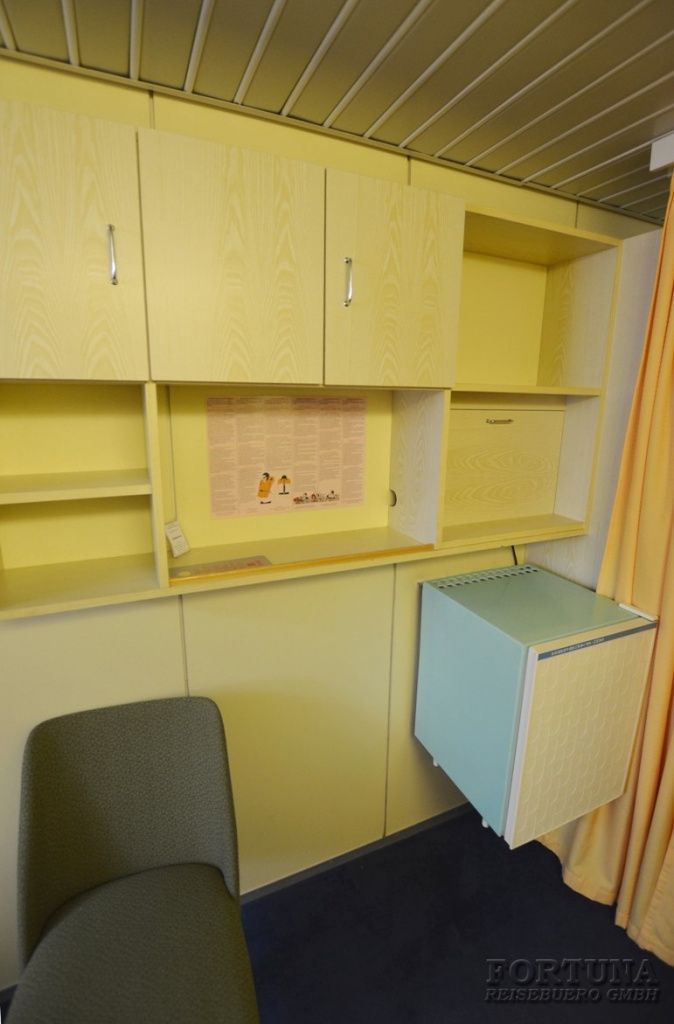 ТХ Г. Чичерин. Четырехместные двухъярусные каюты ||9