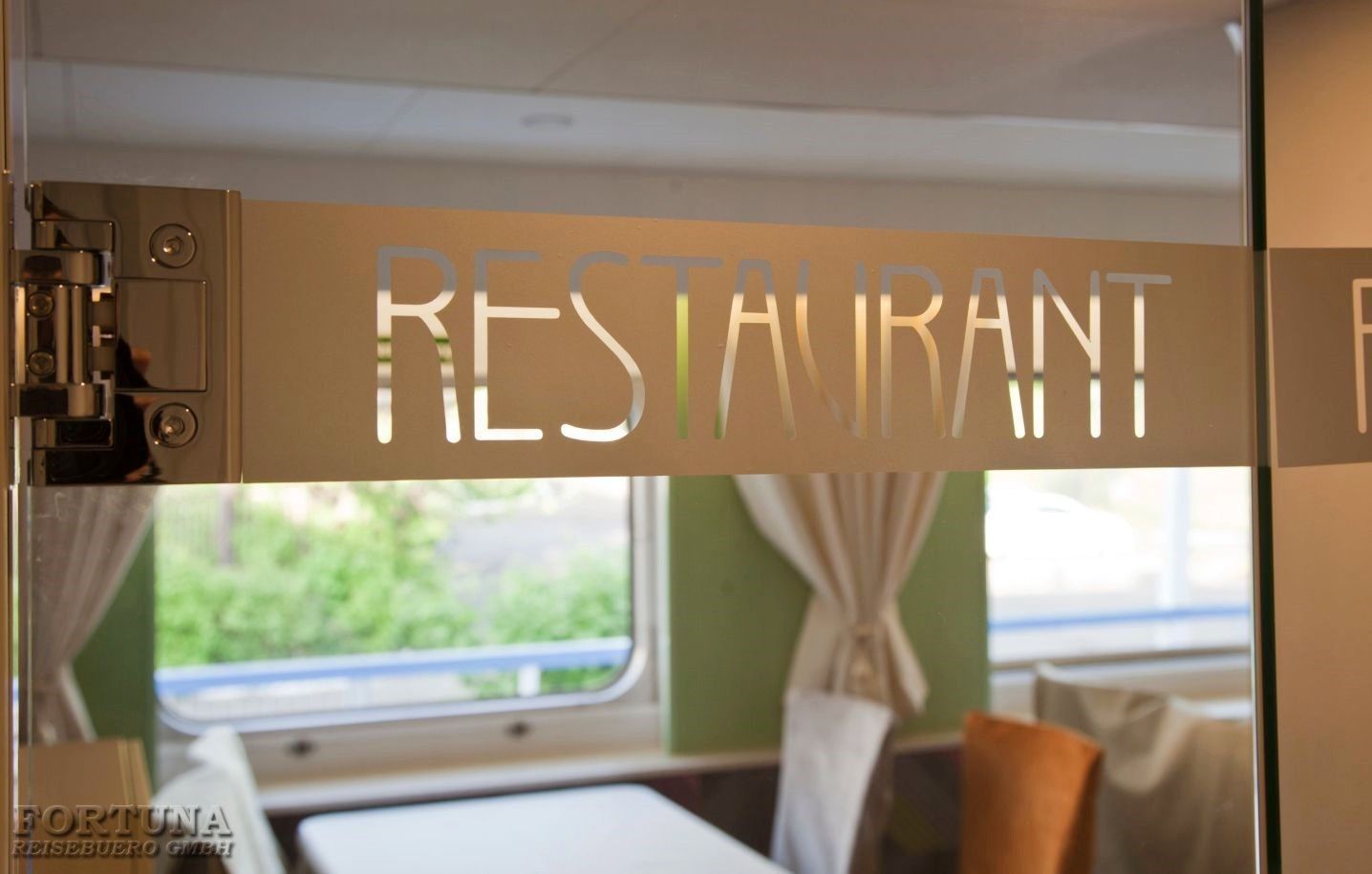 ТХ Максим Литвинов 4*. Ресторан ||1