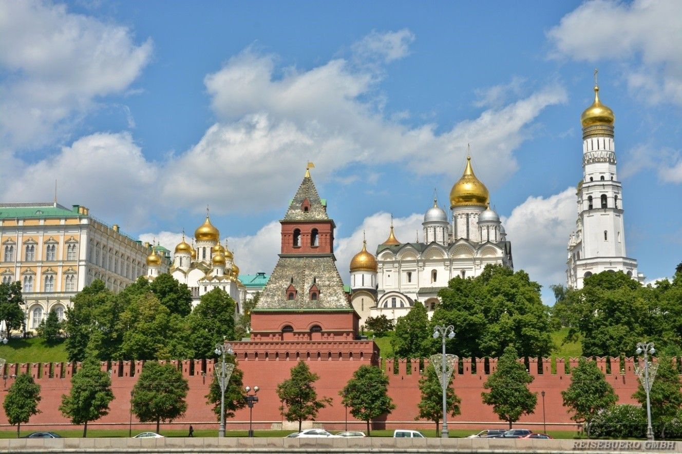 Круиз из Нижнего Новгорода в Москву, теплоход "Максим Литвинов"