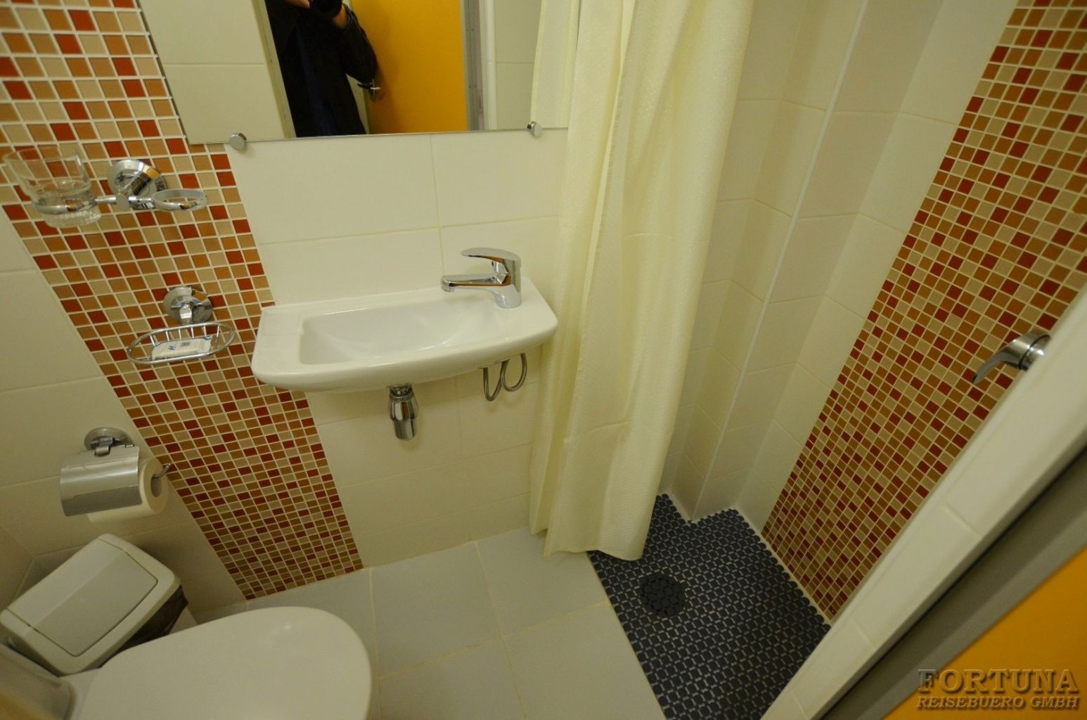 ТХ М. Литвинов 4*. Каюты Одноместные на Верхн. и Шлюп. палубах ||6