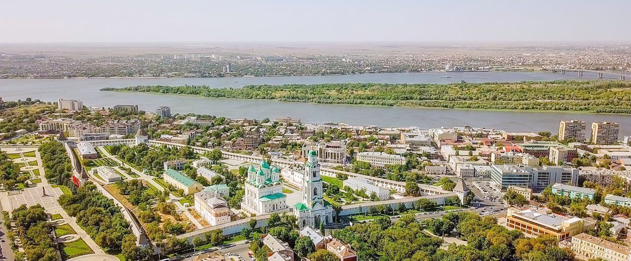 Круиз из Ростова-на-Дону в Махачкалу "Легенды Кавказа", теплоход "Николай Жарков"