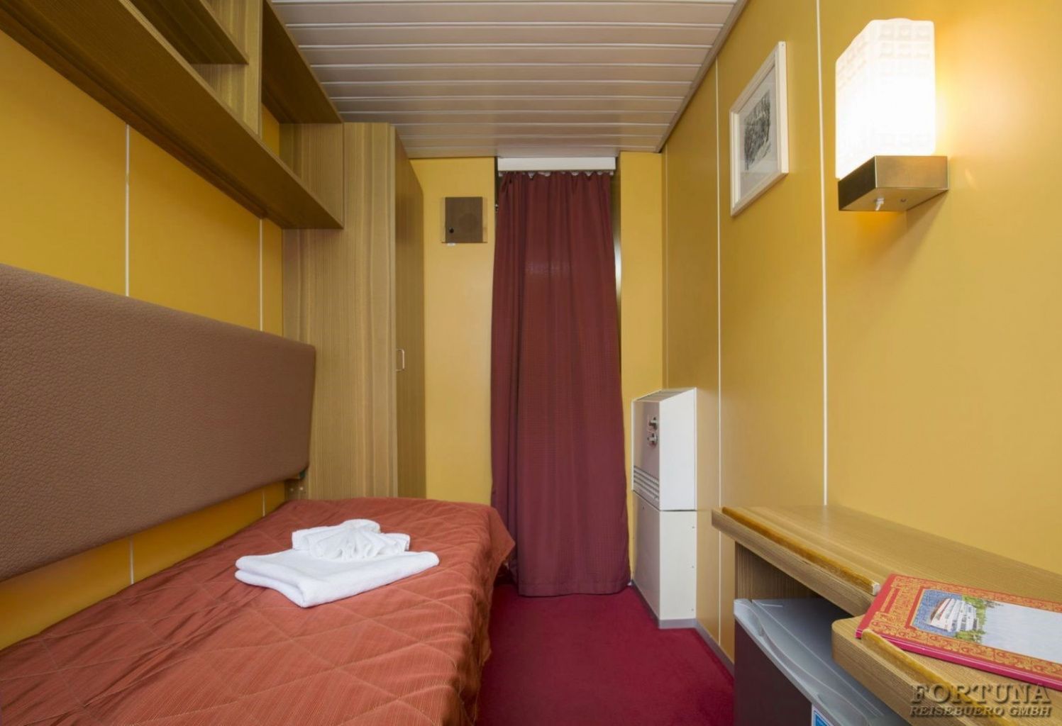 Теплоход Георгий Чичерин. Одноместные каюты ||7