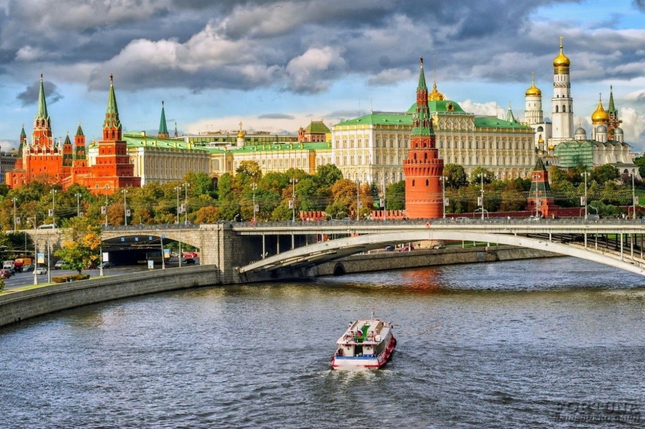 Круиз из Санкт-Петербурга в Москву, теплоход "Генерал Лавриненков", сезон 4