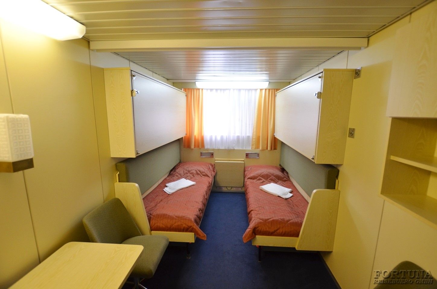 ТХ Г. Чичерин. Четырехместные двухъярусные каюты ||9