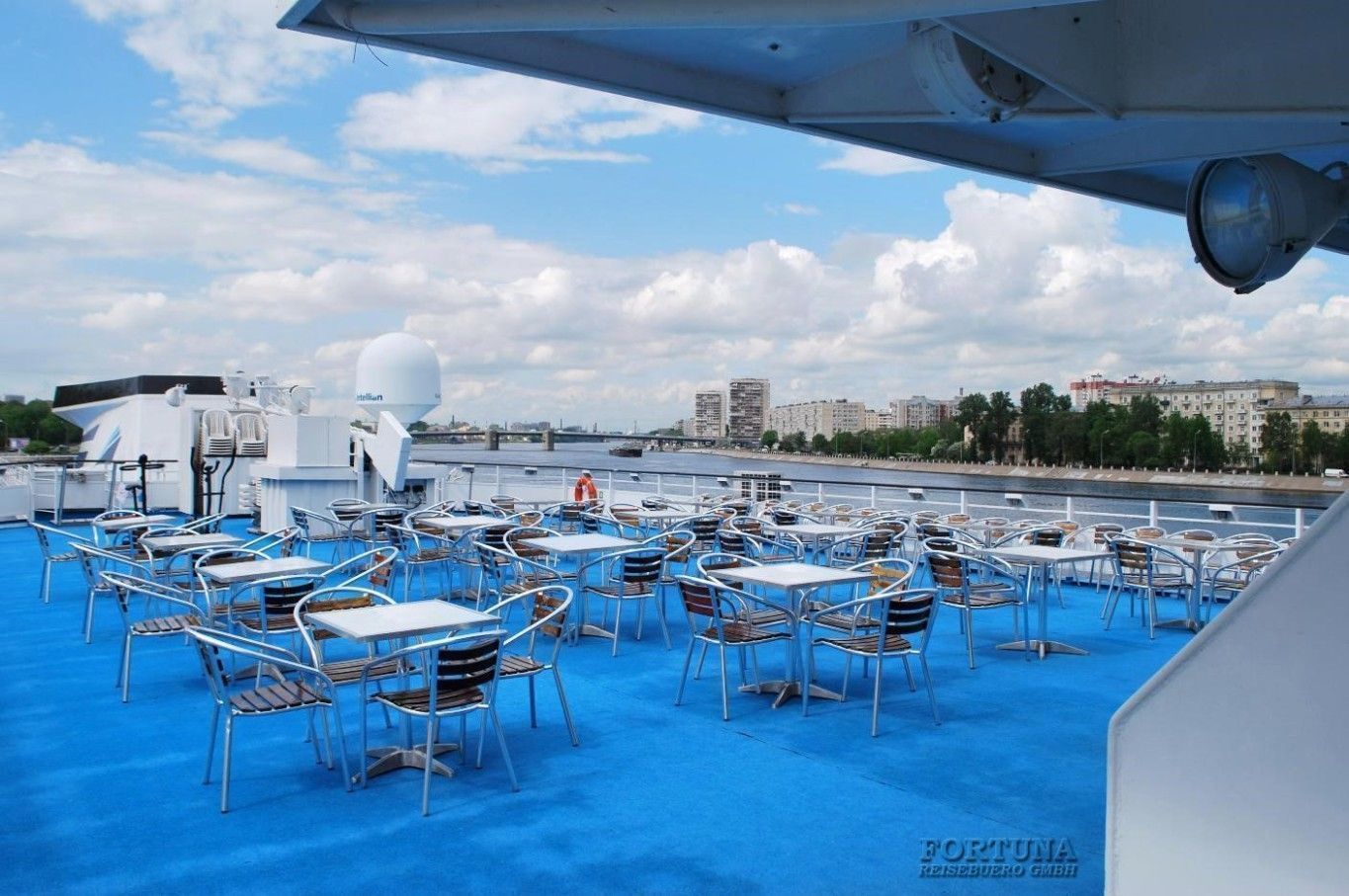 Речные круизы. Тх Волга Стар, Солнечная палуба