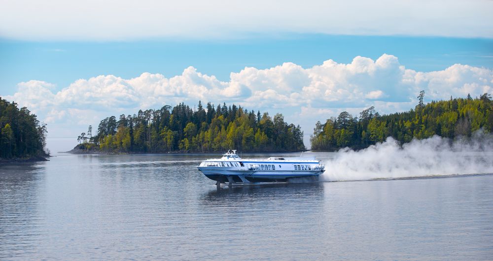 Круиз на остров Валаам из Петербурга, теплоход "Георгий Чичерин"