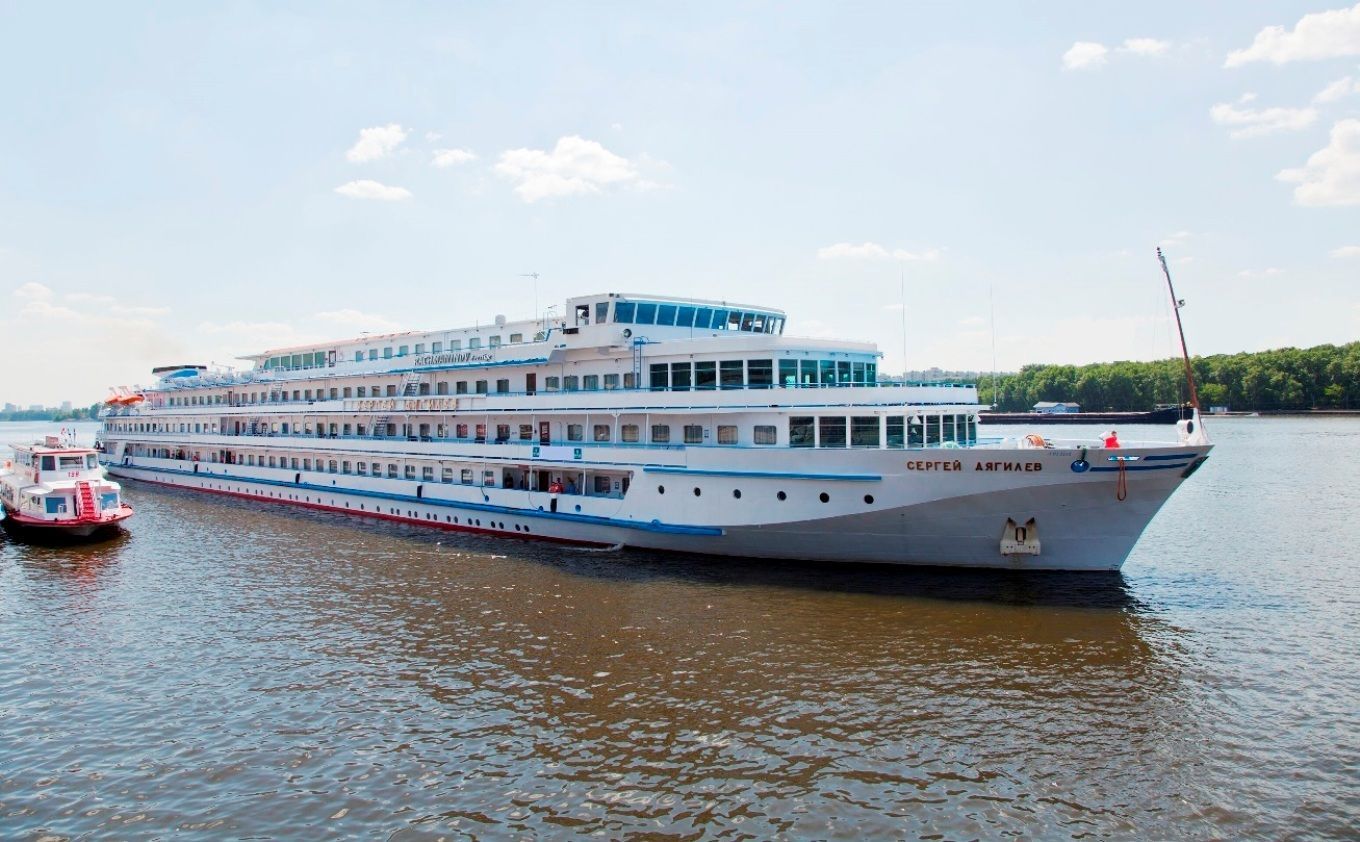 Речные круизы по России. ТХ Сергей Дягилев