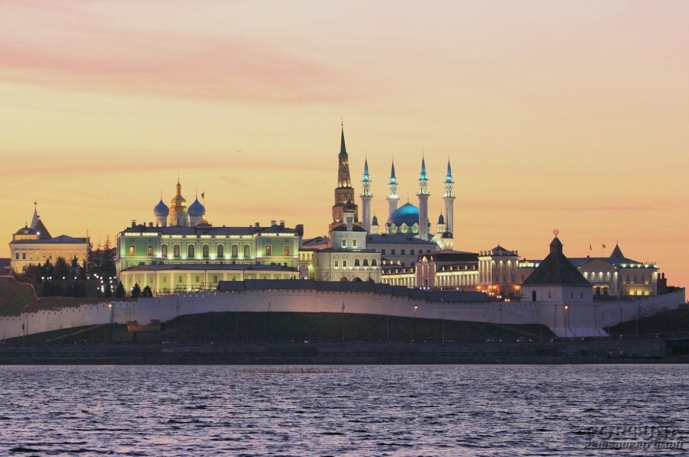 Круиз из Ростова-на-Дону в Казань, теплоход "Максим Литвинов"