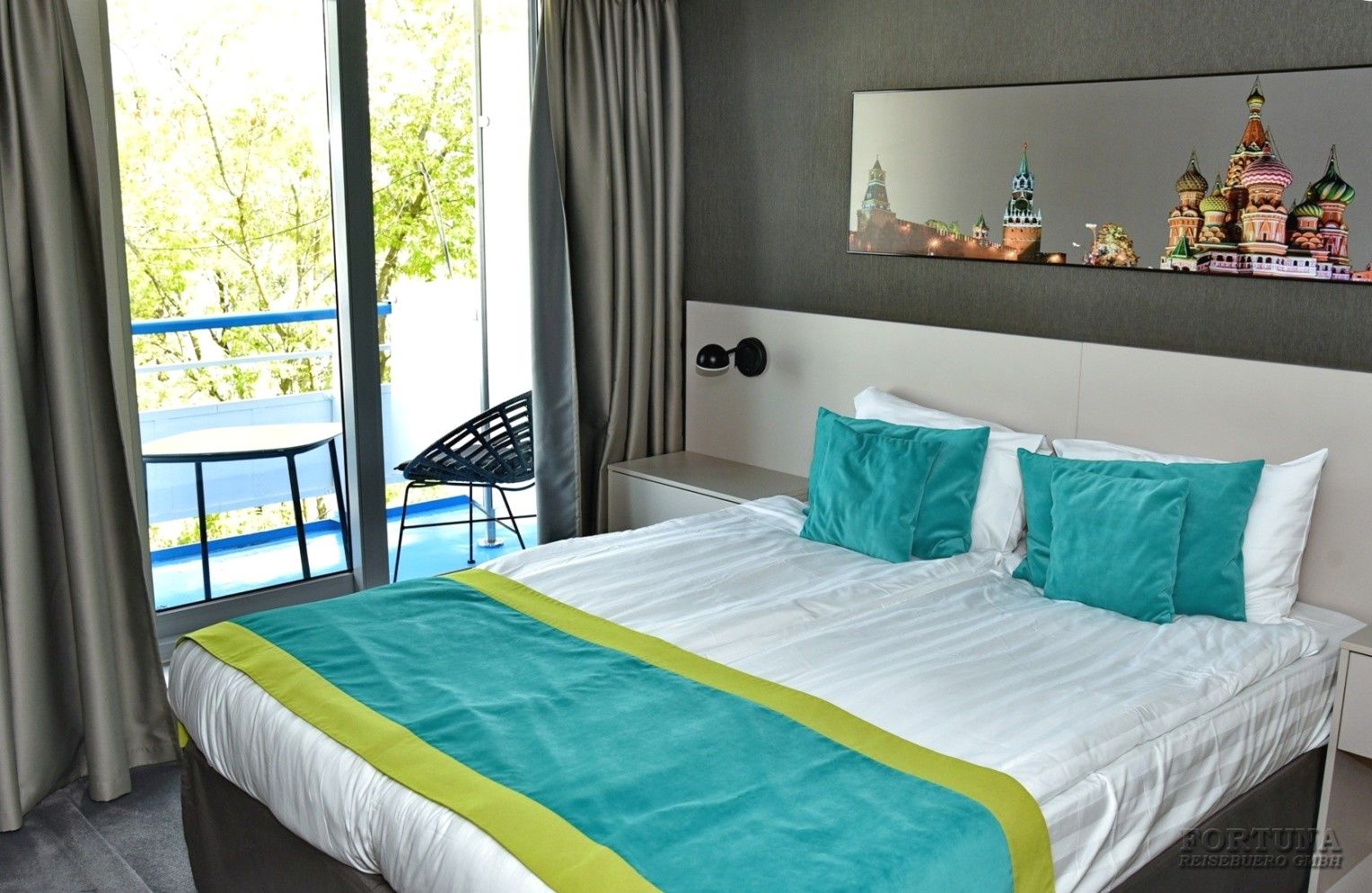 Круиз из Санкт-Петербурга в Москву, теплоход "Игорь Стравинский"