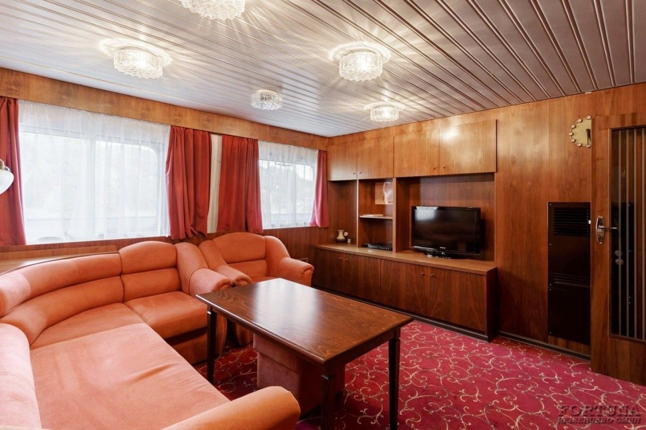 ТХ Георгий Чичерин. Каюта: Люкс двухкомнатный ||6