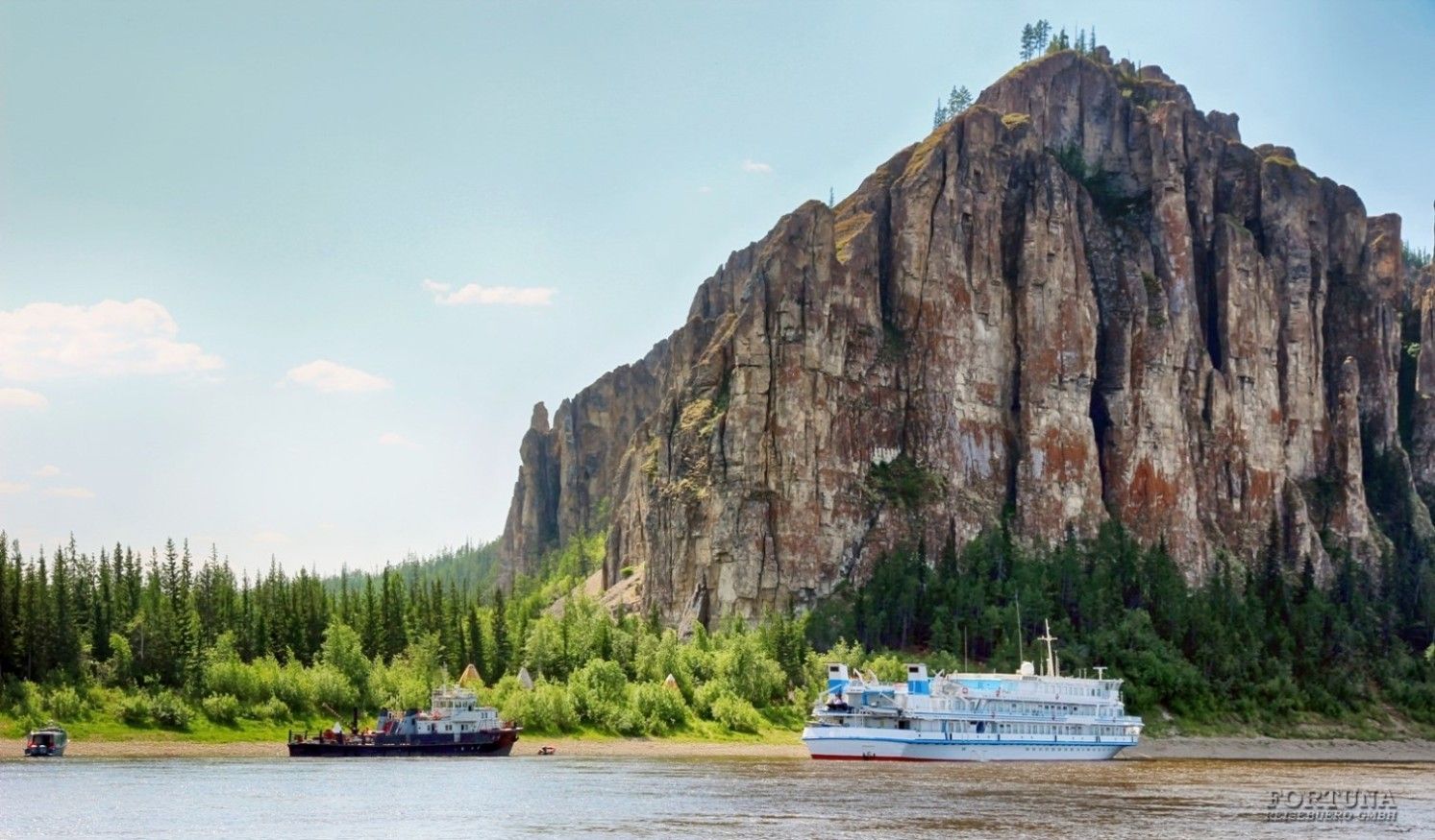 Круиз "Сибирская одиссея", теплоход "Демьян Бедный"