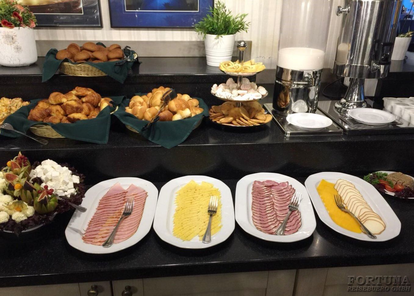 Речные круизы. Теплоход Сергей Дягилев, ресторан ||1