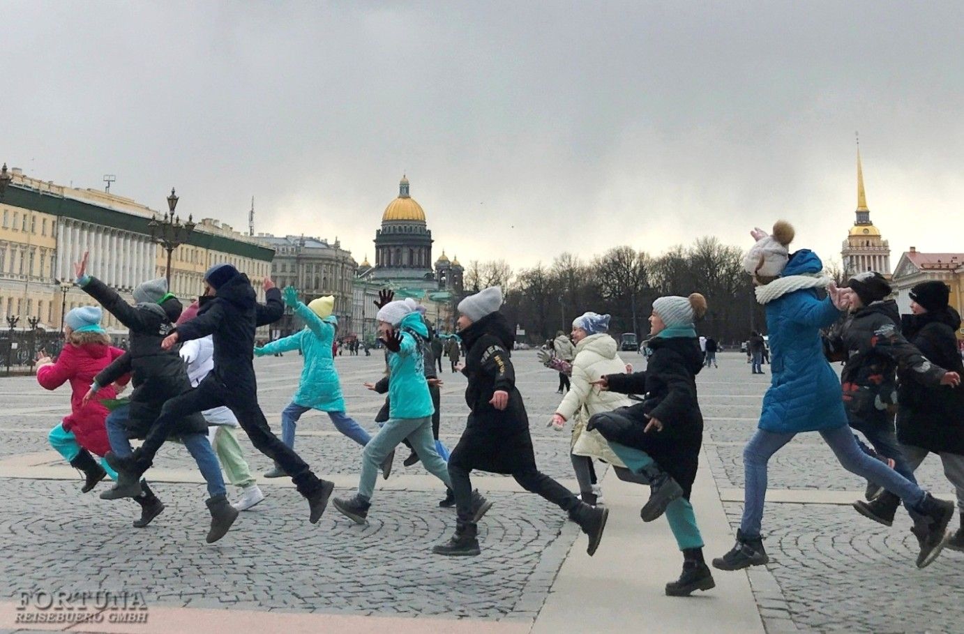 Туры в Санкт-Петербург для школьных групп