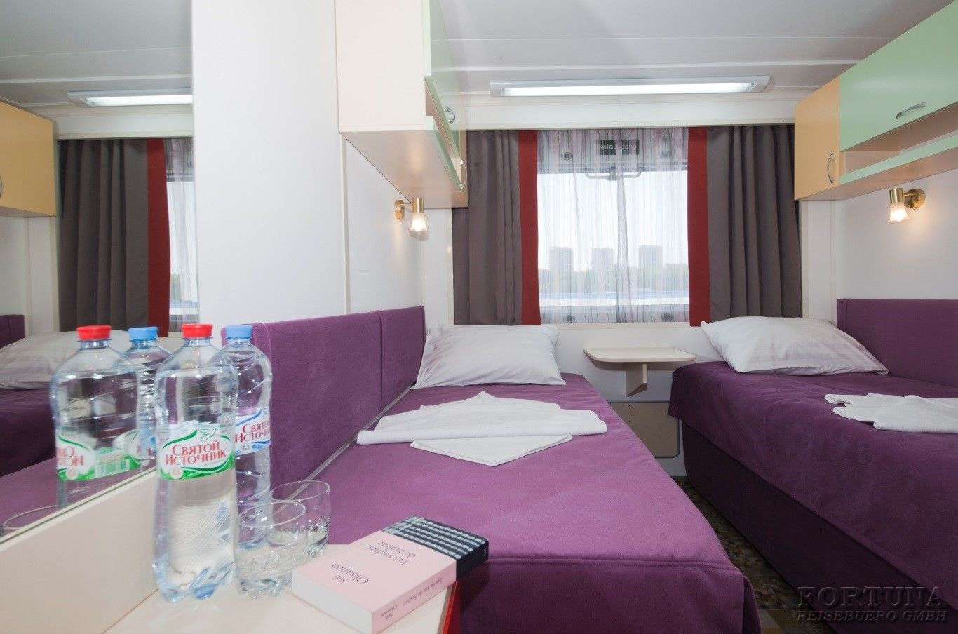 Теплоход М. Литвинов 4*. Каюты Двухместные ||7