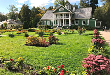 Музей-усадьба ПЕТРОВСКОЕ, п. Пушкинские Горы