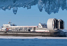 Зимние тур-круизы по Байкалу. Судно на воздушной подушке