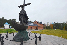 Остров Коневец. Памятник прп. Арсению Коневскому