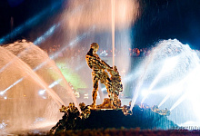 Тур в Санкт-Петербург: Праздник Закрытия фонтанов в Петергофе