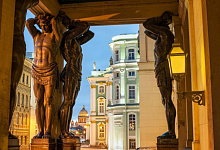 Тур в Петербург: Праздник Открытия фонтанов в Петергофе