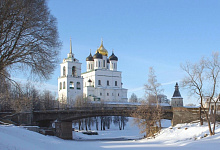 Псков — город на реке Великой при слиянии её с рекой Псковой