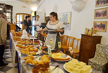 Деревня Верхние Мандроги на реке Свирь