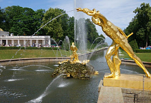 Нижний парк Петергофа, Большой каскад