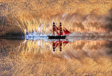 Алые паруса с борта теплохода