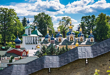Туры в Псков из Петербурга. Псково-Печерский монастырь