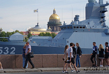 Праздничный тур: День ВМФ в Санкт-Петербурге