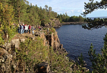Туры на Валаам. Экскурсия на «Скалистый берег»