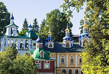 Туры в Псков из Петербурга. Псково-Печерский монастырь
