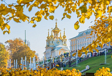 Тур в Петербург: Симфония света, огня и фонтанов. Петергоф